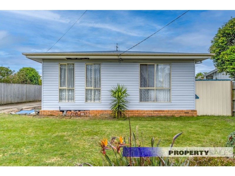 1 Rossmore Avenue, Yallourn North VIC 3825