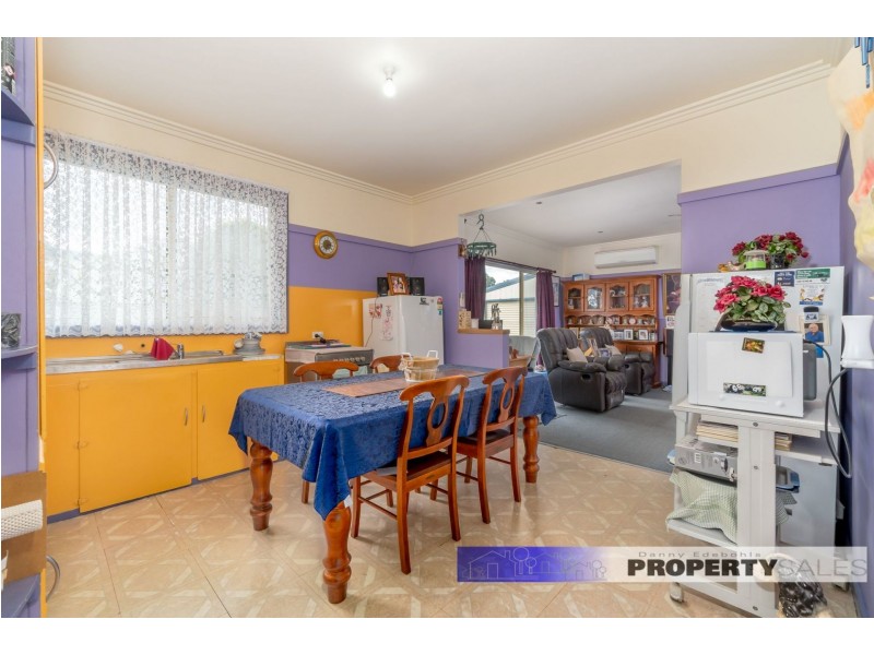 1 Rossmore Avenue, Yallourn North VIC 3825