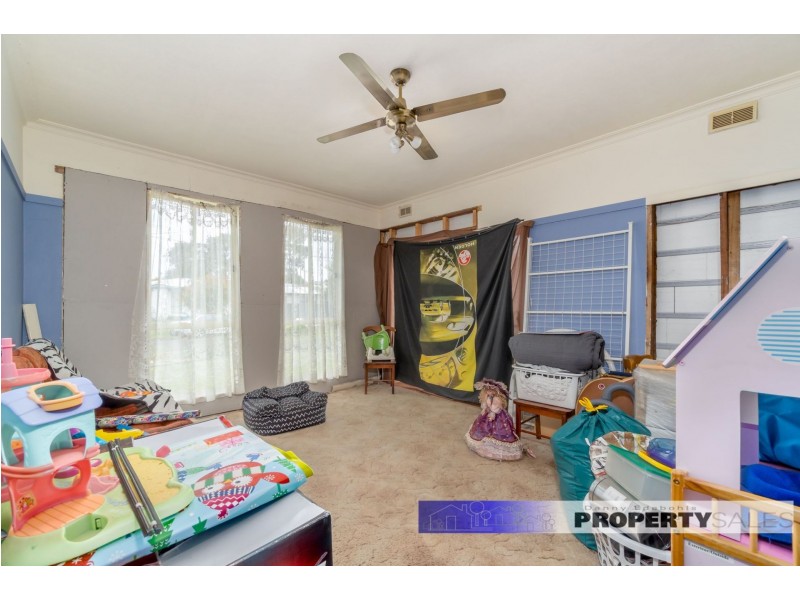 1 Rossmore Avenue, Yallourn North VIC 3825