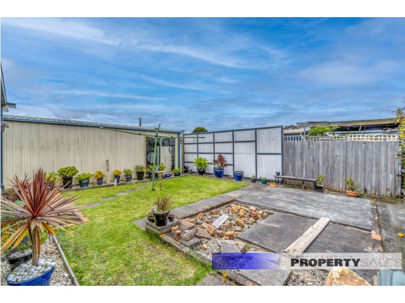 1 Rossmore Avenue, Yallourn North VIC 3825