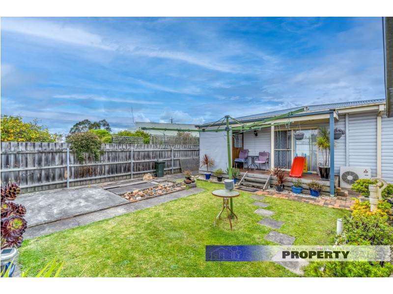 1 Rossmore Avenue, Yallourn North VIC 3825