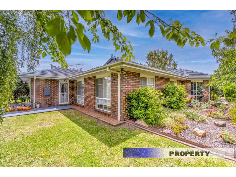 11 Shelton Street, Newborough VIC 3825