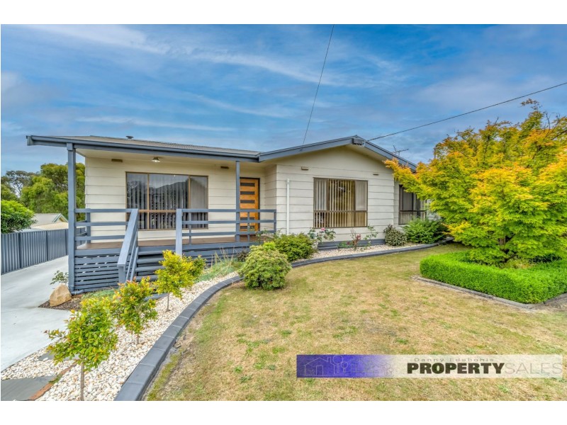 19 Chamberlain Road, Newborough VIC 3825