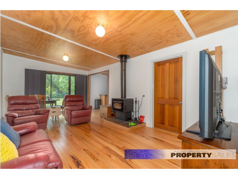 19 Chamberlain Road, Newborough VIC 3825