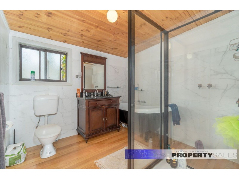 19 Chamberlain Road, Newborough VIC 3825