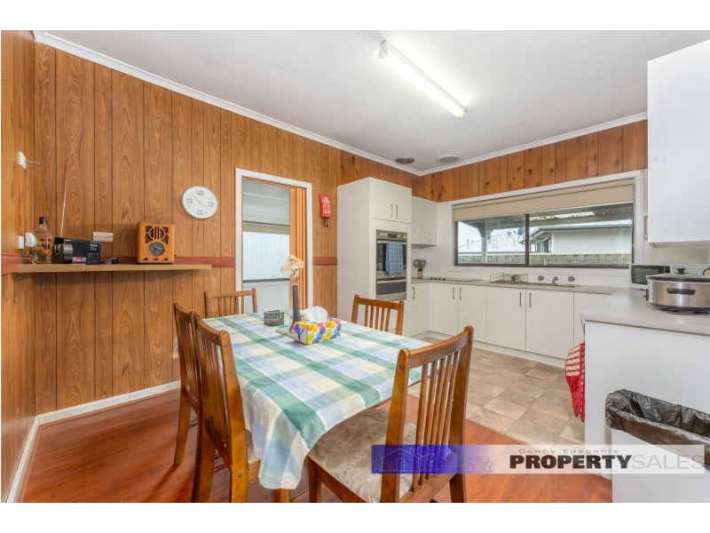 28 Hawker Street, Moe VIC 3825