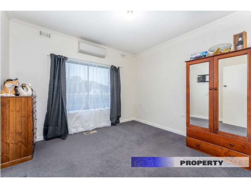 28 Hawker Street, Moe VIC 3825
