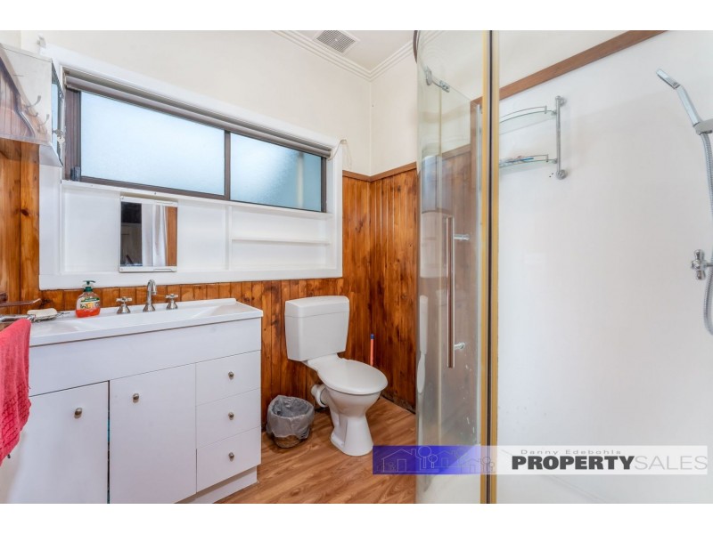 28 Hawker Street, Moe VIC 3825