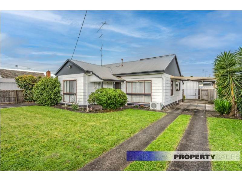 28 Hawker Street, Moe VIC 3825