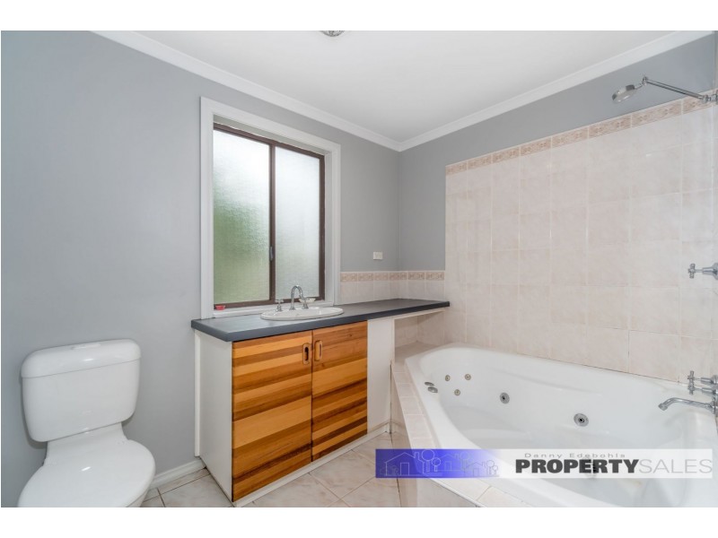 40 Hawker Street, Moe VIC 3825