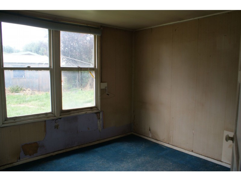 45 Western Avenue, Newborough VIC 3825