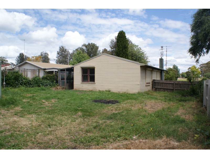 45 Western Avenue, Newborough VIC 3825