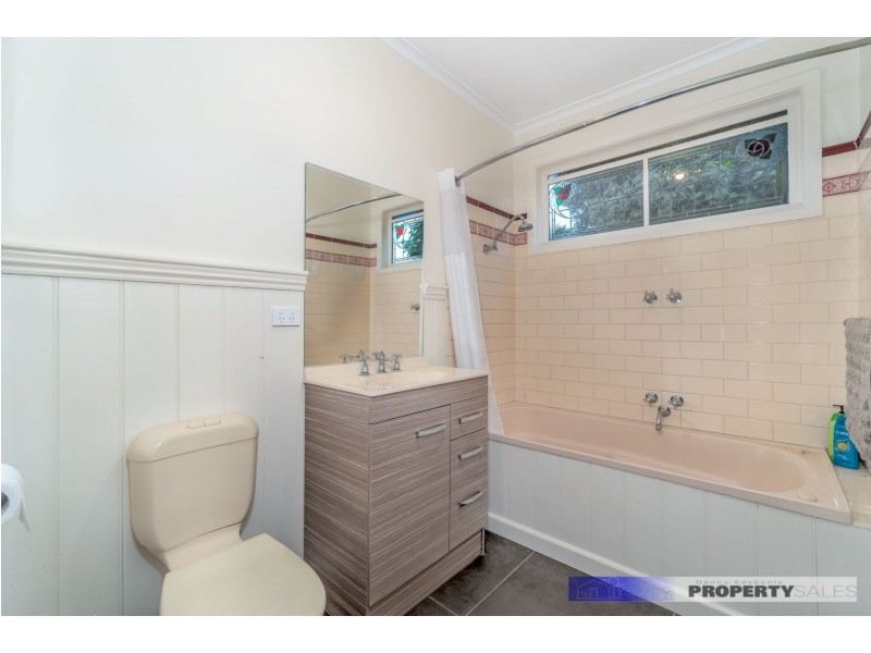 18 March Street, Newborough VIC 3825