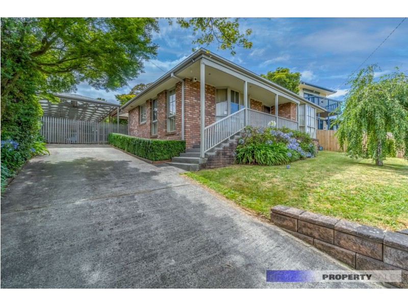 36 Smallburn Avenue, Newborough VIC 3825