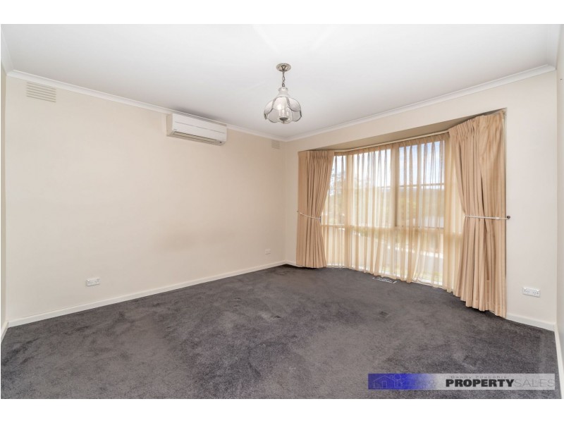 36 Smallburn Avenue, Newborough VIC 3825