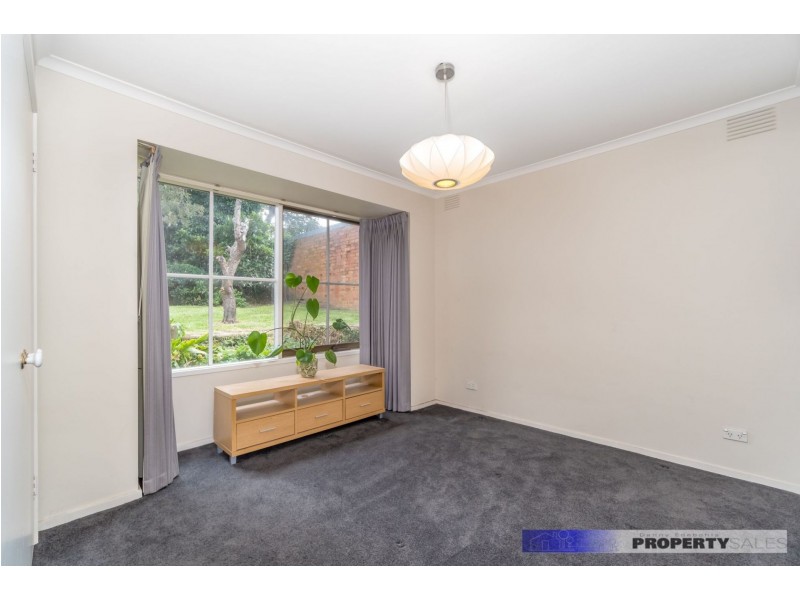 36 Smallburn Avenue, Newborough VIC 3825