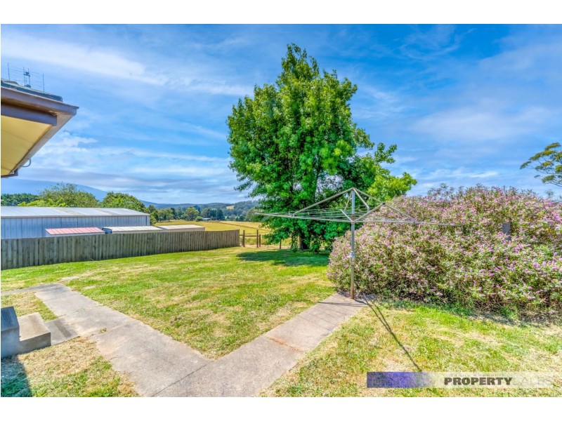 43 School Road, Erica VIC 3825