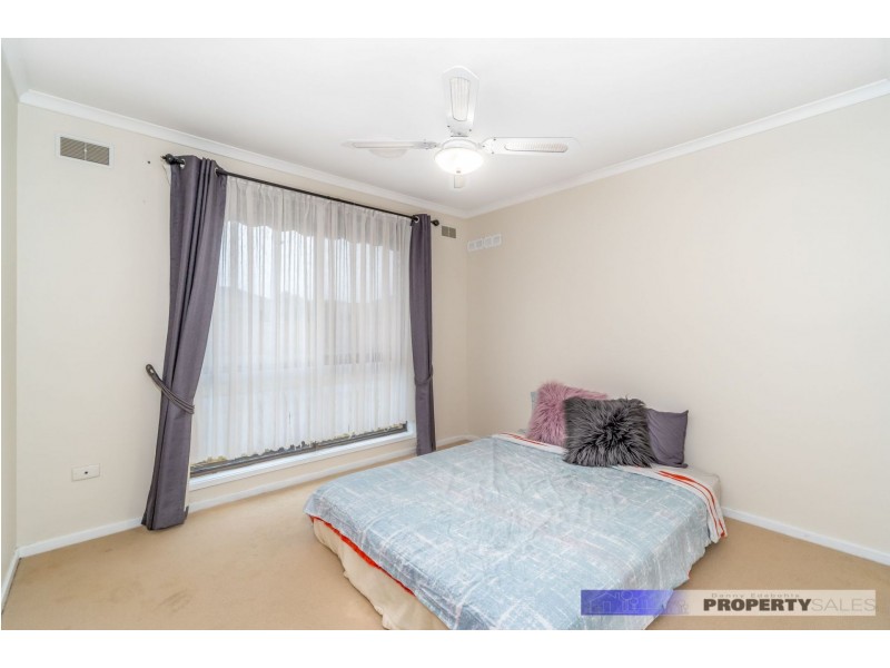 42 Ollerton Avenue, Newborough VIC 3825
