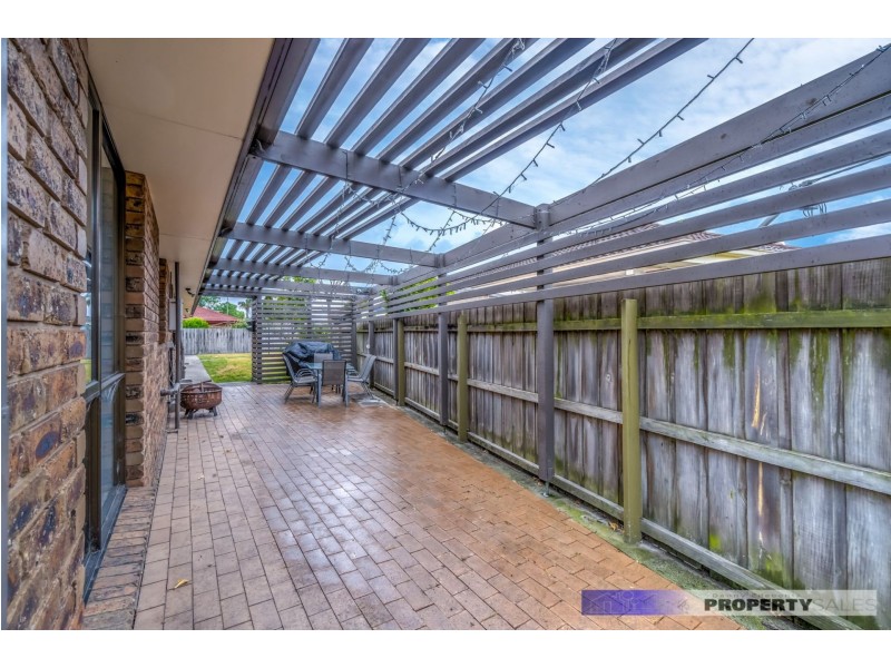 42 Ollerton Avenue, Newborough VIC 3825