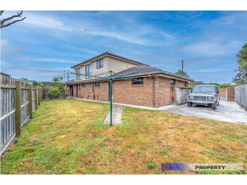 42 Ollerton Avenue, Newborough VIC 3825