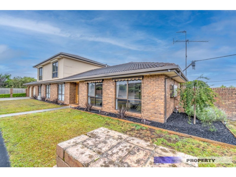 42 Ollerton Avenue, Newborough VIC 3825
