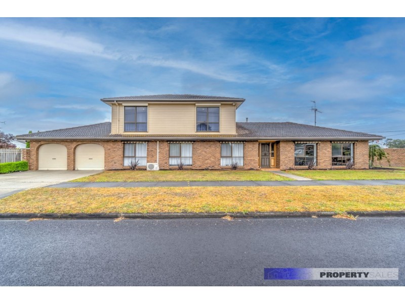 42 Ollerton Avenue, Newborough VIC 3825