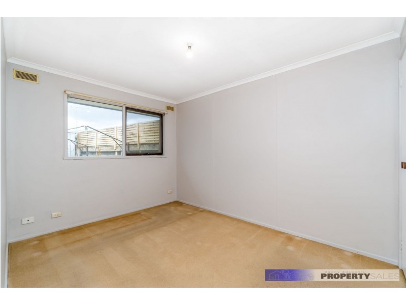 17/14-18 Bell Street, Moe VIC 3825