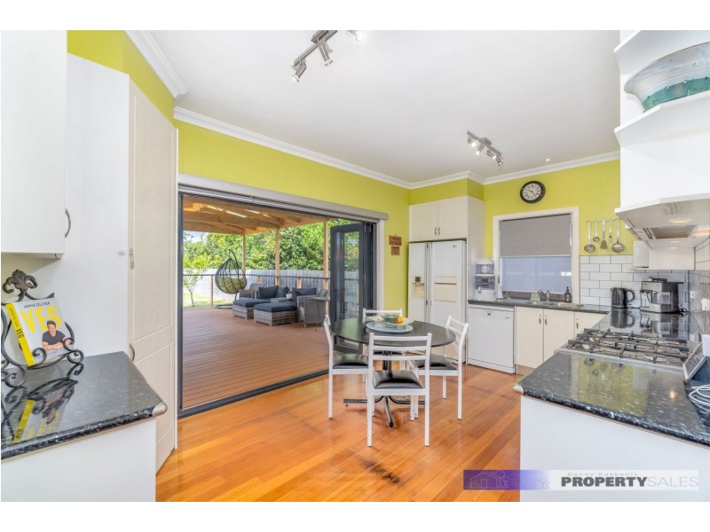 8 Tasman Street, Newborough VIC 3825