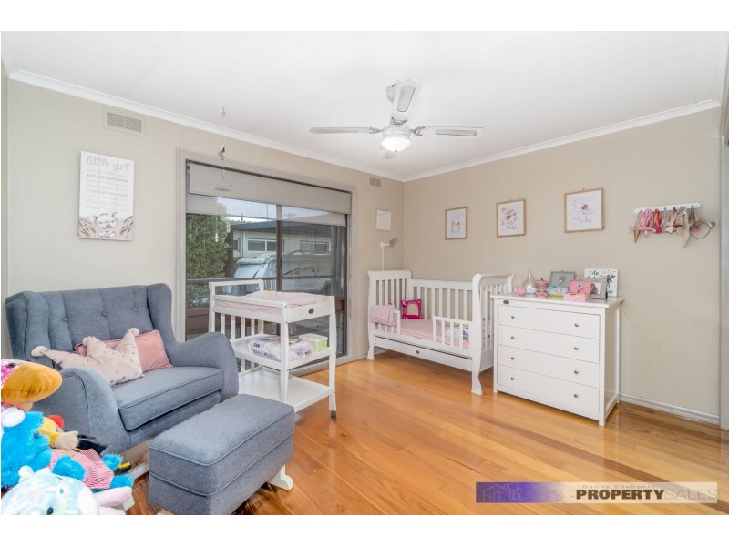 29 Western Avenue, Newborough VIC 3825