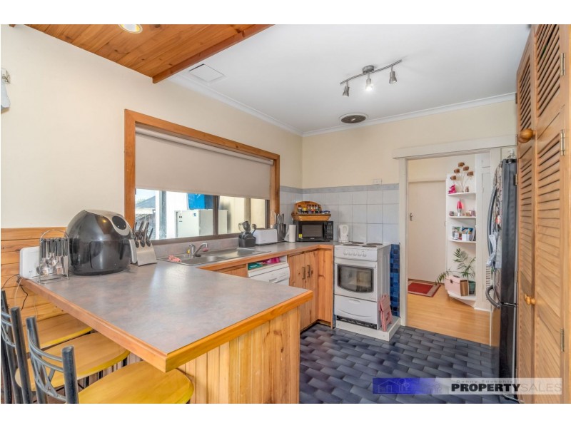 39 Stoddart Street, Moe VIC 3825