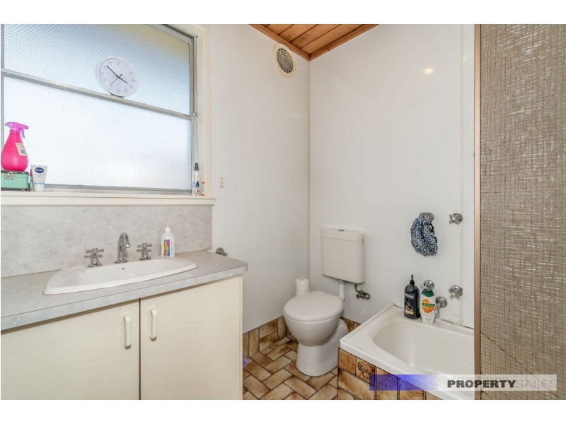 39 Stoddart Street, Moe VIC 3825