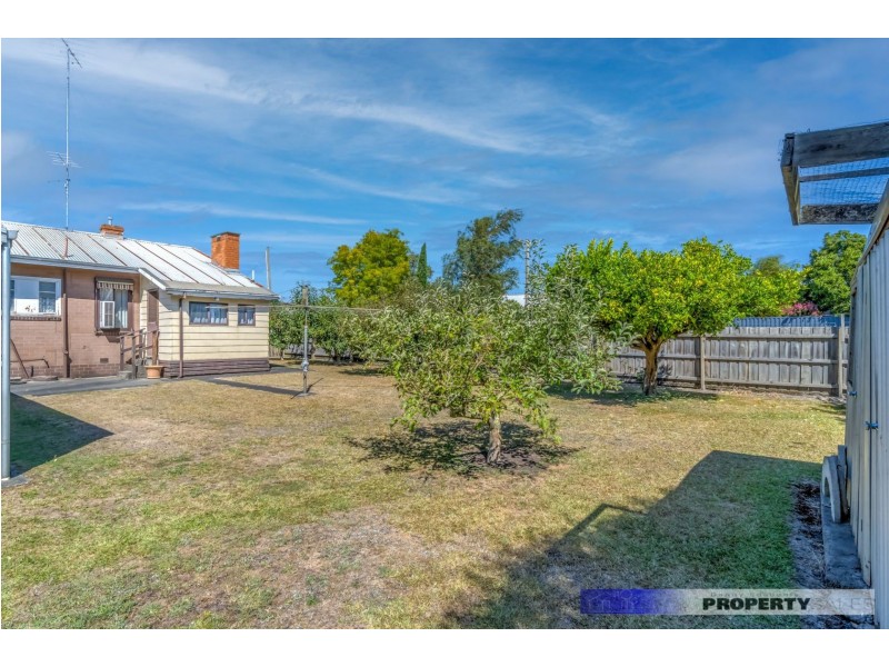 18 Parer Avenue, Moe VIC 3825