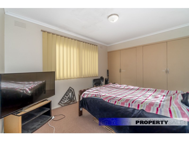 4/3 Linton Avenue, Moe VIC 3825