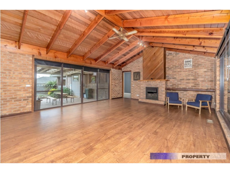 26 Scorpio Drive, Moe VIC 3825