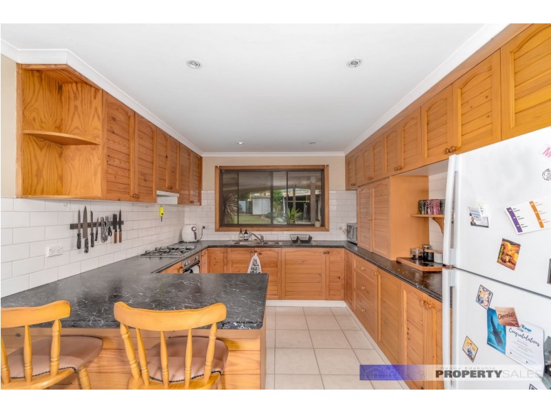 26 Scorpio Drive, Moe VIC 3825
