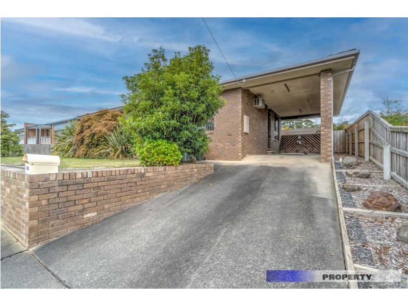 26 Scorpio Drive, Moe VIC 3825