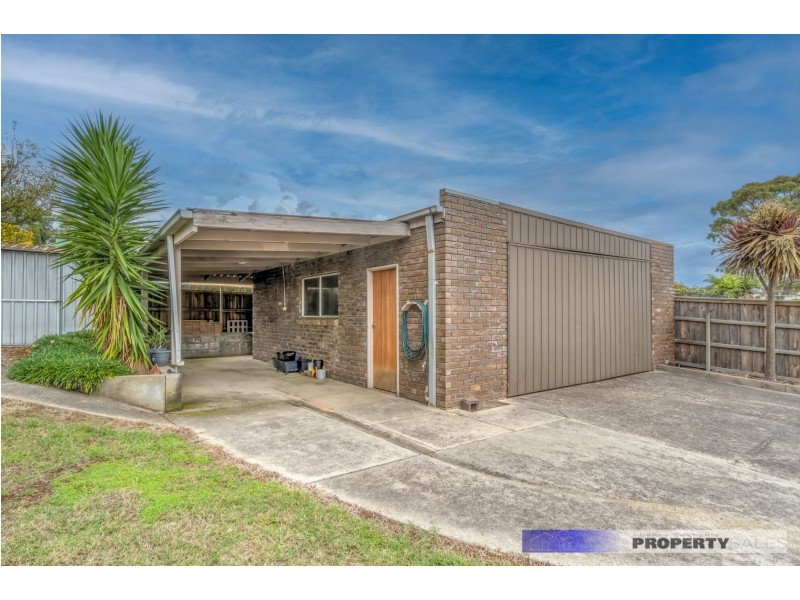 26 Scorpio Drive, Moe VIC 3825