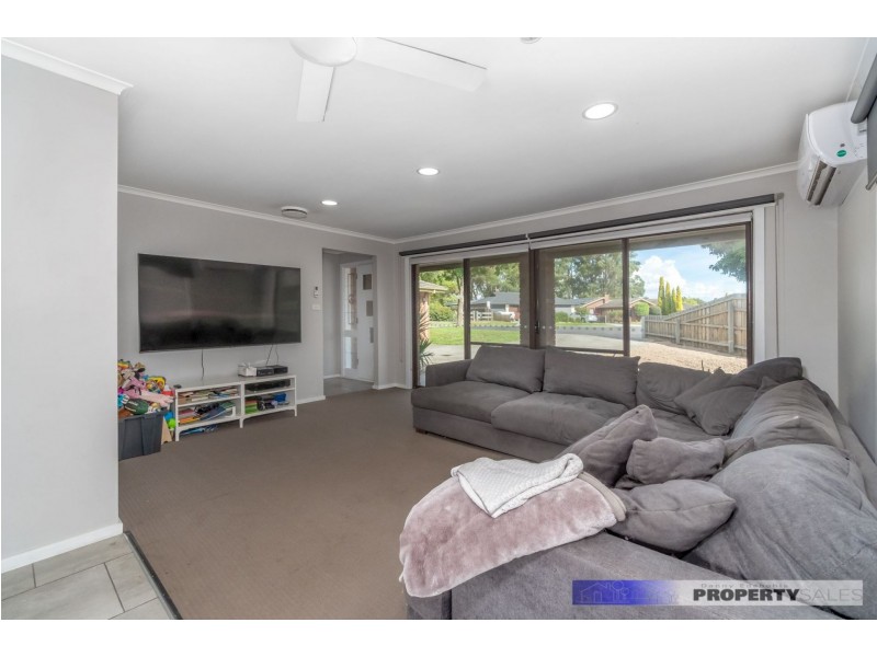 7 Crowe Court, Newborough VIC 3825