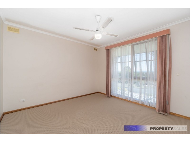 17 Libra Crescent, Moe VIC 3825