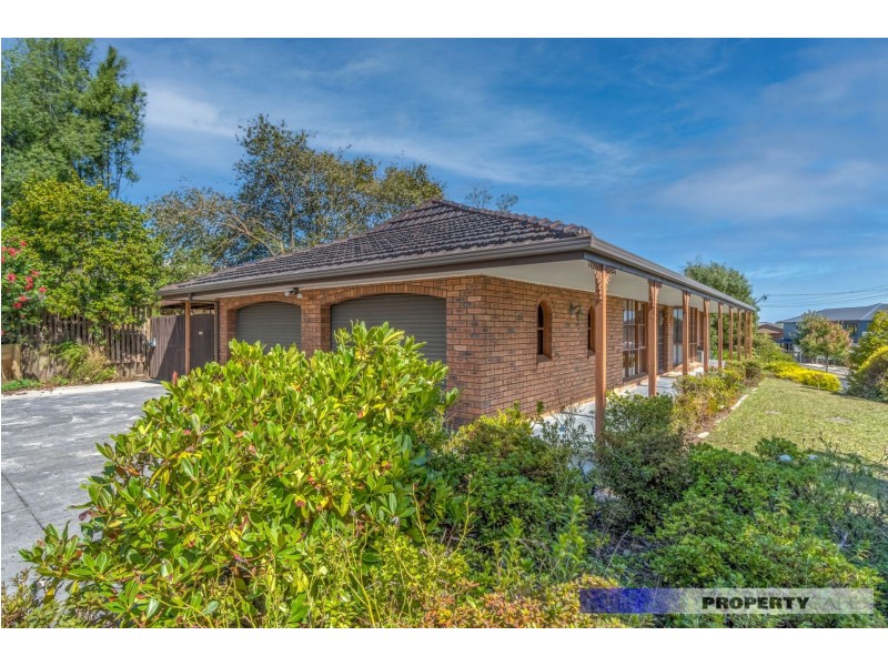 17 Libra Crescent, Moe VIC 3825