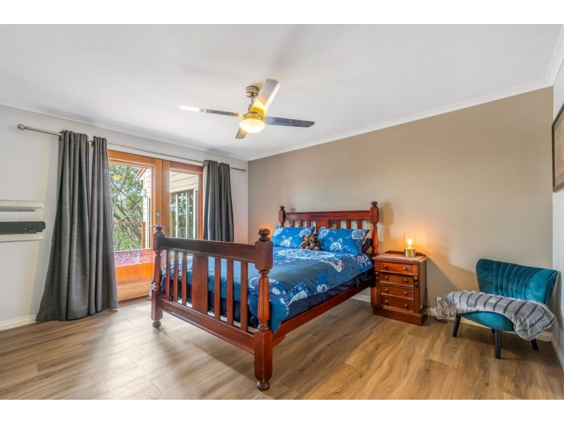 27 Delbridge Drive, Moe South VIC 3825