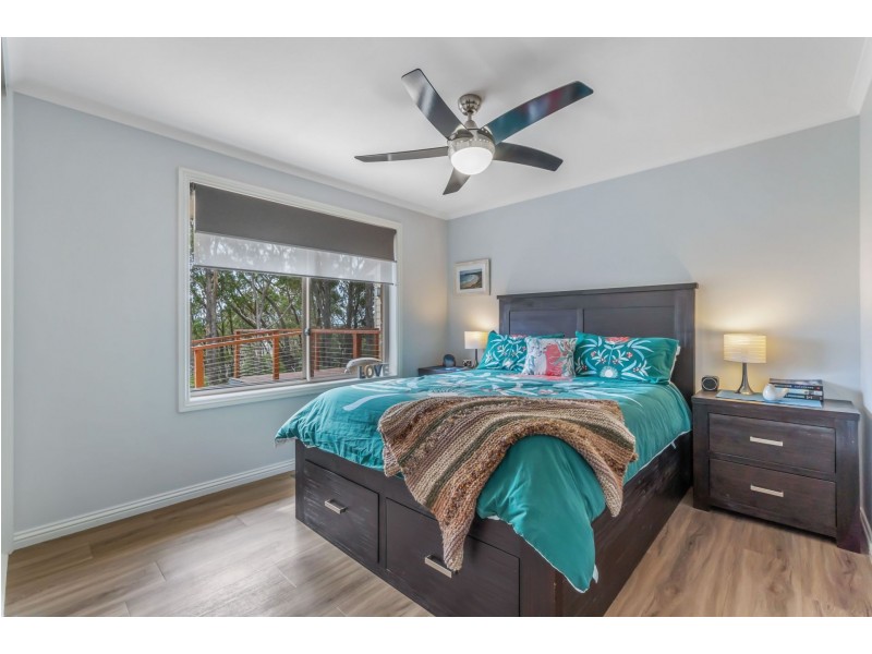 27 Delbridge Drive, Moe South VIC 3825