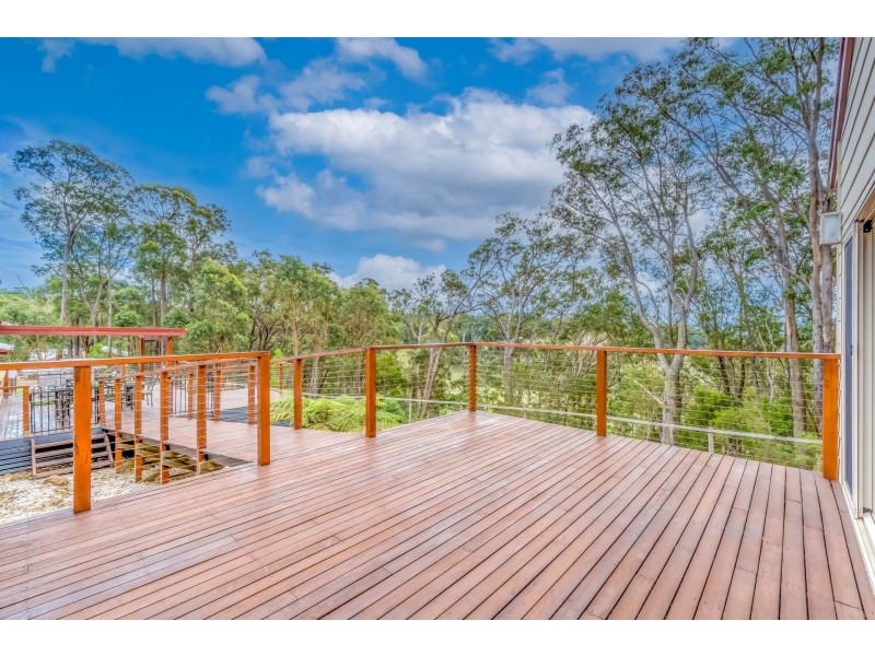 27 Delbridge Drive, Moe South VIC 3825