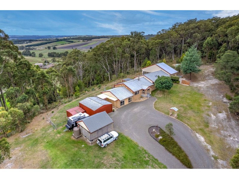 27 Delbridge Drive, Moe South VIC 3825