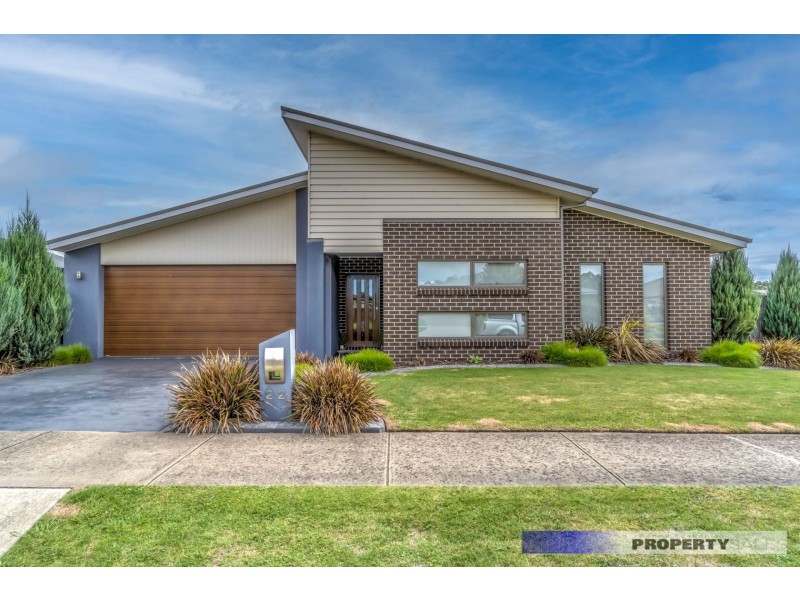 22 Montane Boulevard, Newborough VIC 3825