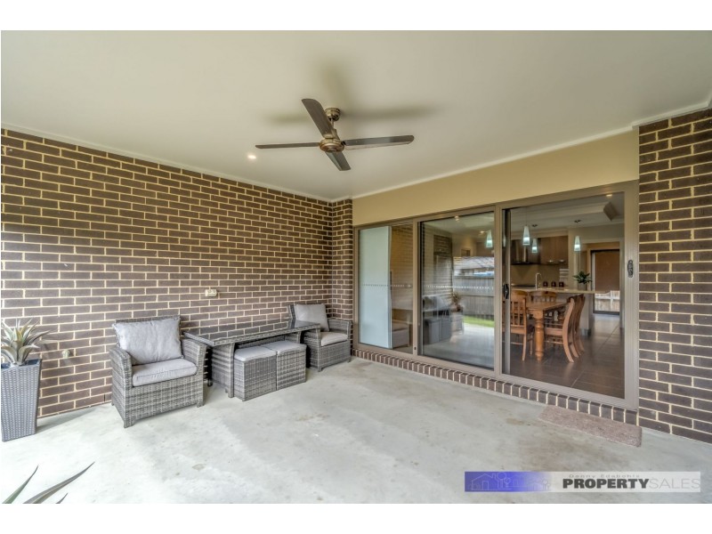 22 Montane Boulevard, Newborough VIC 3825