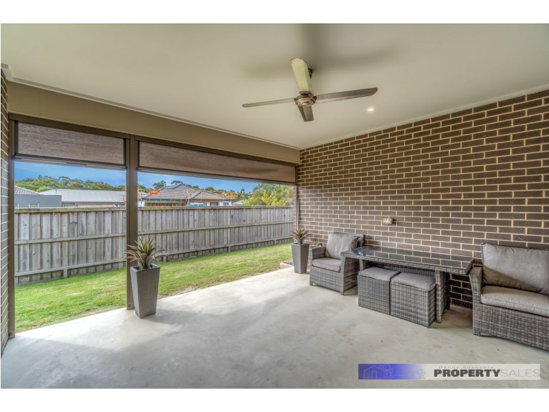 22 Montane Boulevard, Newborough VIC 3825