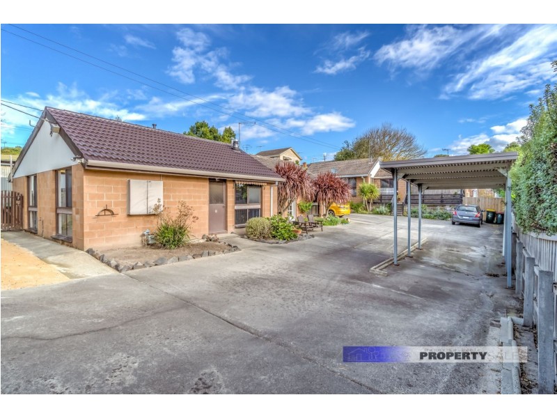 1/1 March Street, Newborough VIC 3825