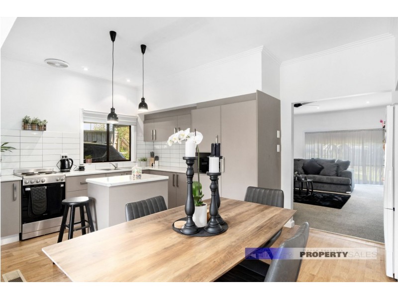 9 Scott Avenue, Moe VIC 3825