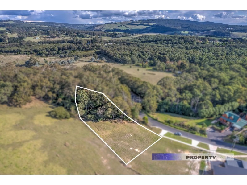 2 McCarthy Road, Newborough VIC 3825